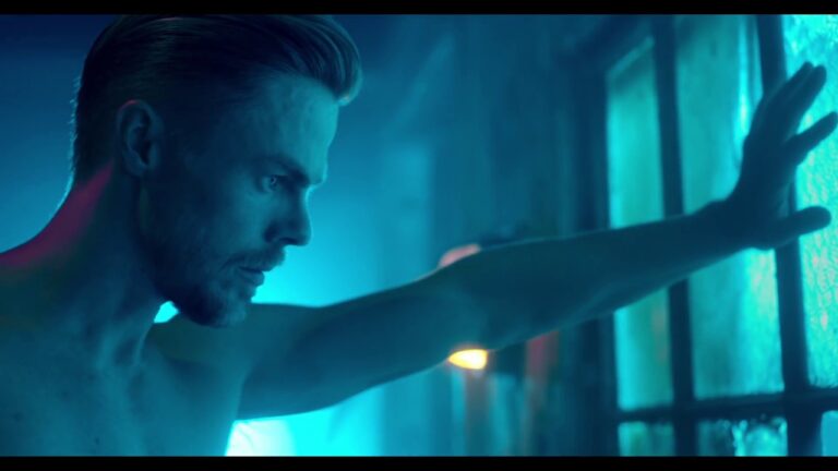 Derek Hough – Natural